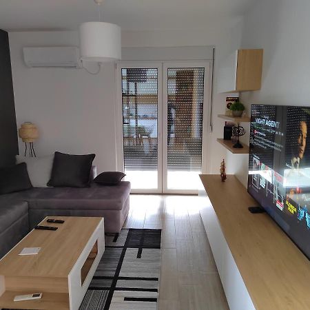 Lovely One Bedroom Apartment Ub ภายนอก รูปภาพ