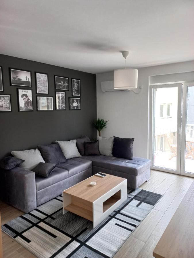 Lovely One Bedroom Apartment Ub ภายนอก รูปภาพ