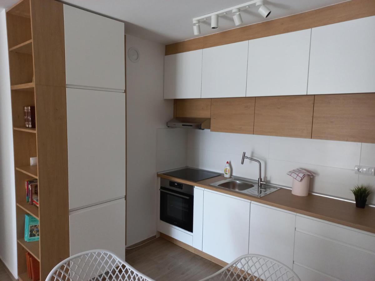 Lovely One Bedroom Apartment Ub ภายนอก รูปภาพ