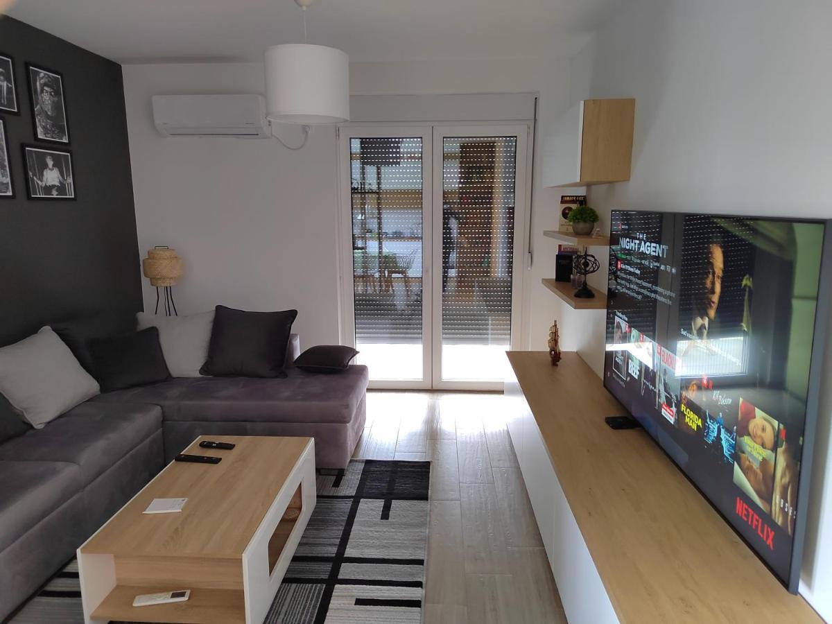 Lovely One Bedroom Apartment Ub ภายนอก รูปภาพ