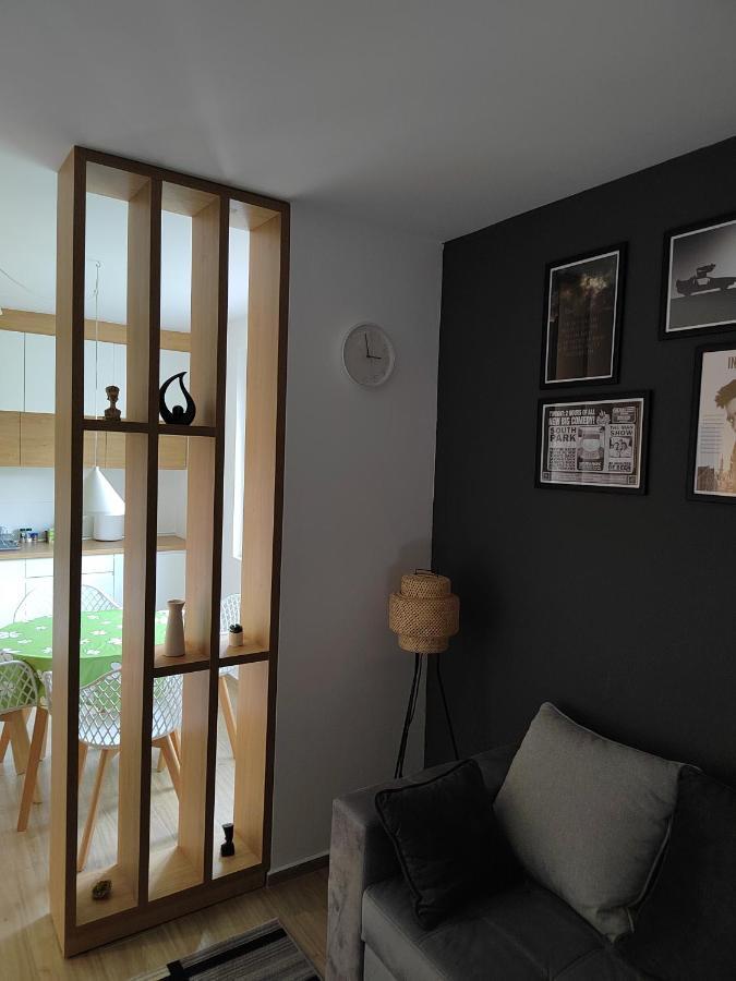 Lovely One Bedroom Apartment Ub ภายนอก รูปภาพ